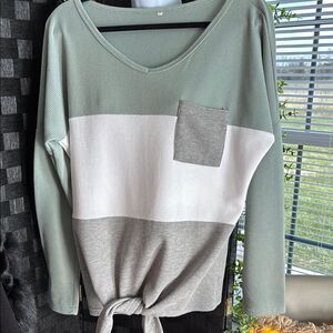 Colorblock Long Sleeve Top with Pocket